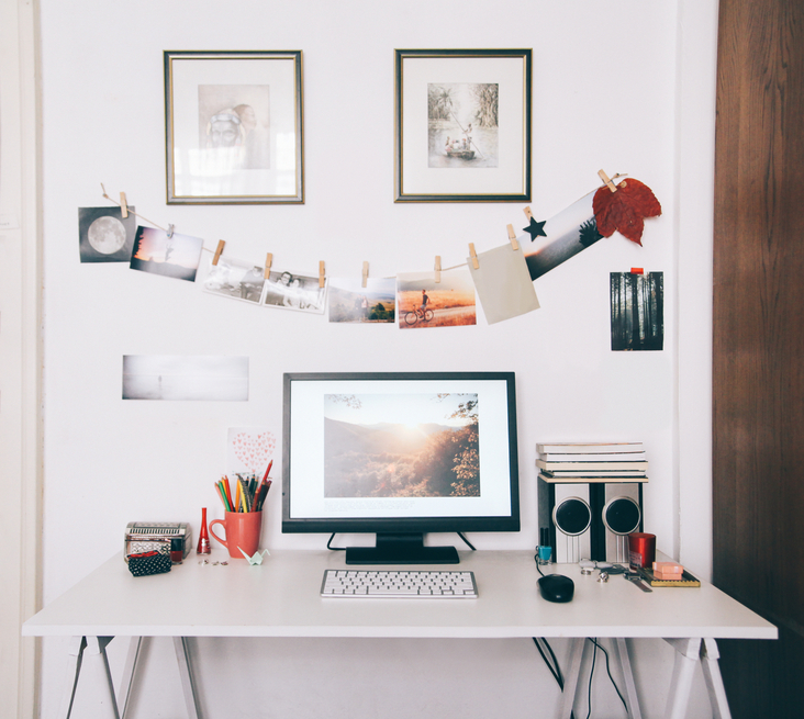 College room workspace